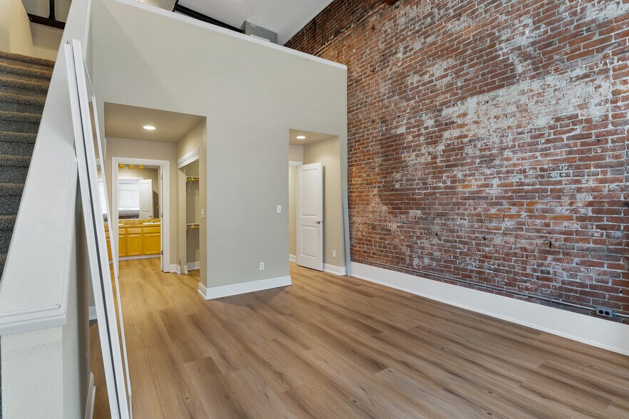 More Photos Of 145 Liberty St NE, Salem Apartments For Sale