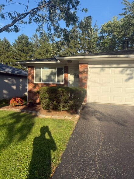 More Photos Of 5028-5030 Heathmoor Dr, Columbus Apartments For Sale