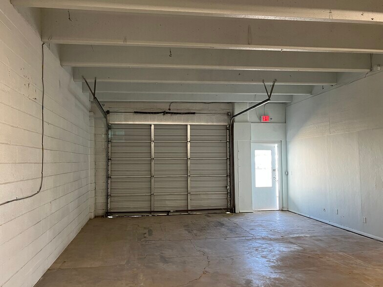 More Photos Of 24 NE 46th St, Oklahoma City Manufacturing For Lease