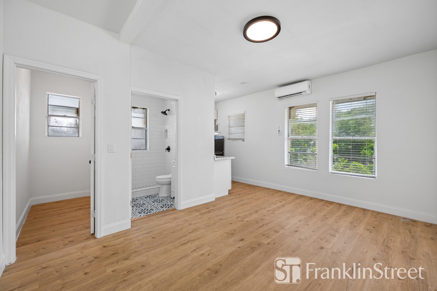 More Photos Of 911 E 23rd Ave, Tampa Apartments For Sale