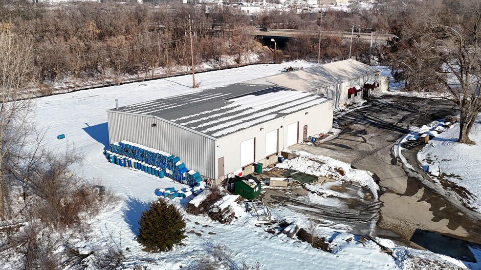 More Photos Of 3007 S Alpine Rd, Rockford Industrial For Lease