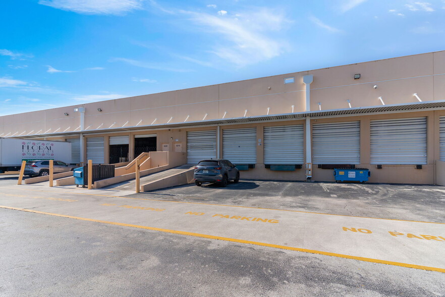 Primary Photo Of 8200-8358 NW 30th Ter, Doral Warehouse For Lease