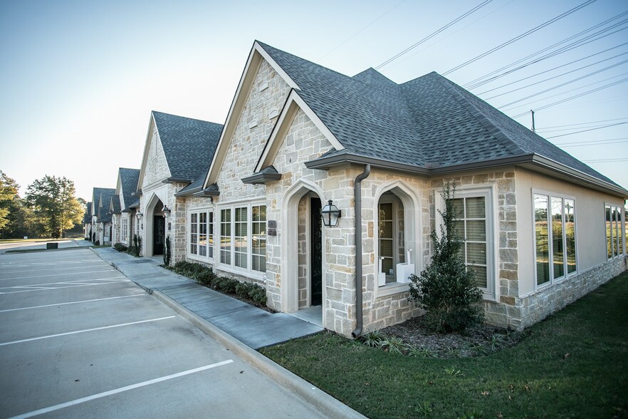 More Photos Of 6115 New Copeland Rd, Tyler Office For Lease