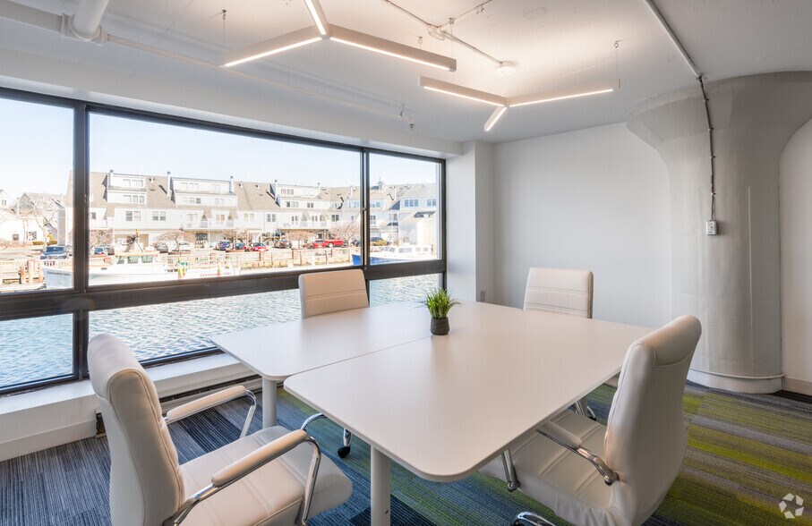 More Photos Of 27 Congress St, Salem Unknown For Lease