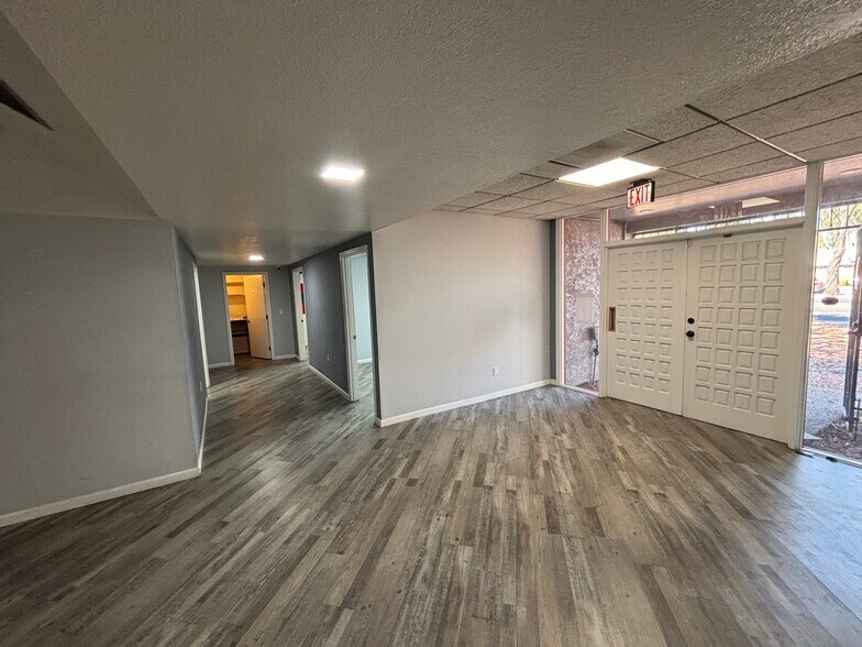 More Photos Of 4141 W Bethany Home Rd, Phoenix Medical For Sale
