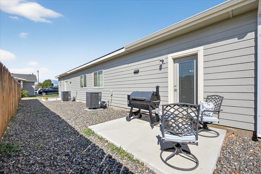 More Photos Of 2840 Clark St, Baker City Multifamily For Sale