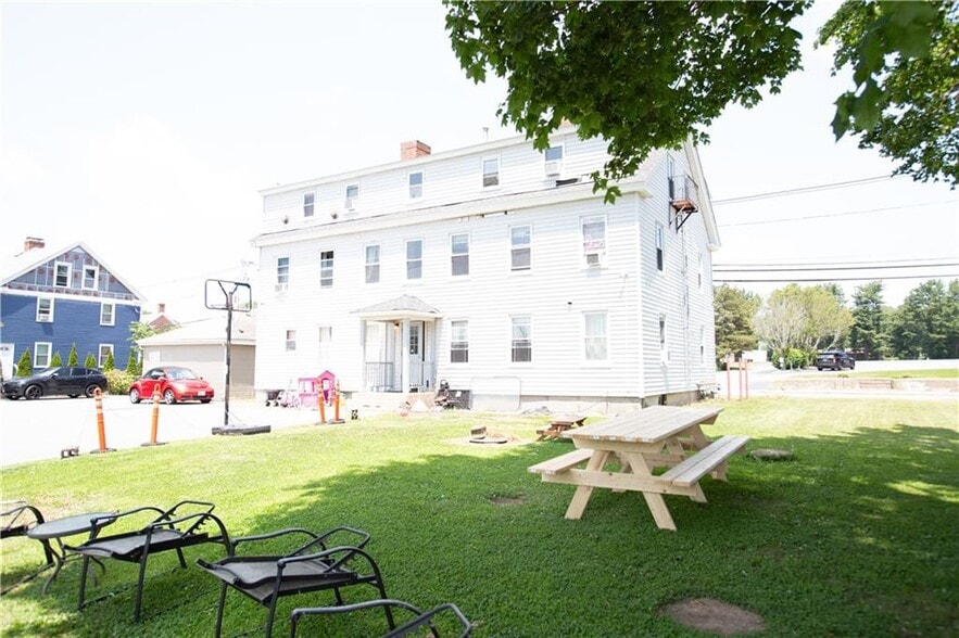 More Photos Of 466 Washington St, Coventry Apartments For Sale