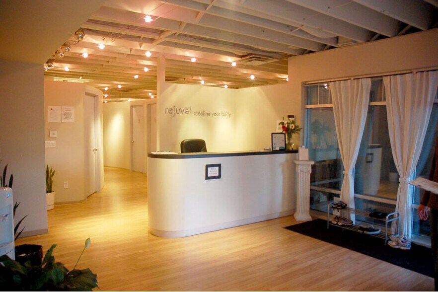 More Photos Of 320 10th St NW, Calgary Storefront Retail Office For Lease