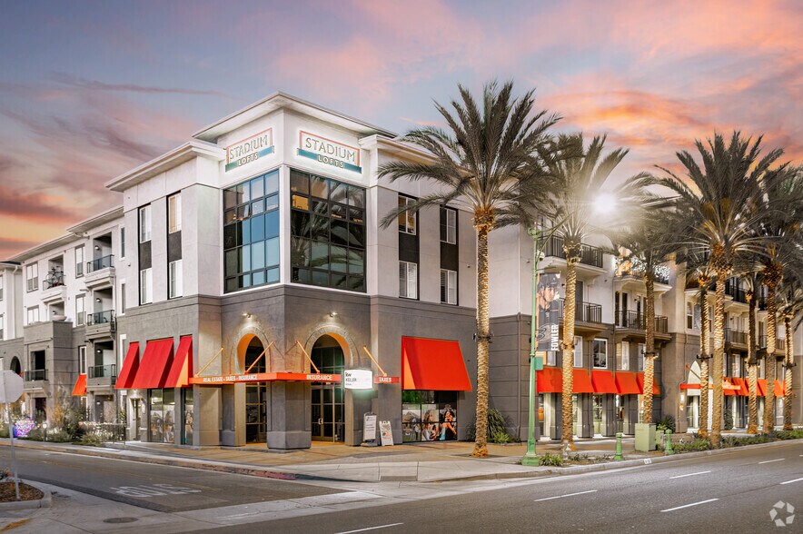 More Photos Of 1801 E Katella Ave, Anaheim Apartments For Lease