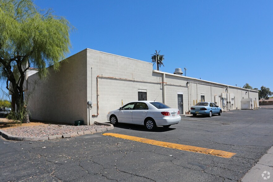 More Photos Of 2051 W Guadalupe Rd, Mesa Unknown For Lease