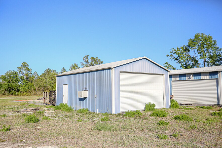 More Photos Of 4425 W US 98, Perry Manufacturing For Sale