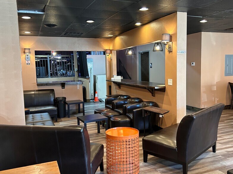 More Photos Of 21 N 6th St, Haines City Storefront Retail Office For Lease