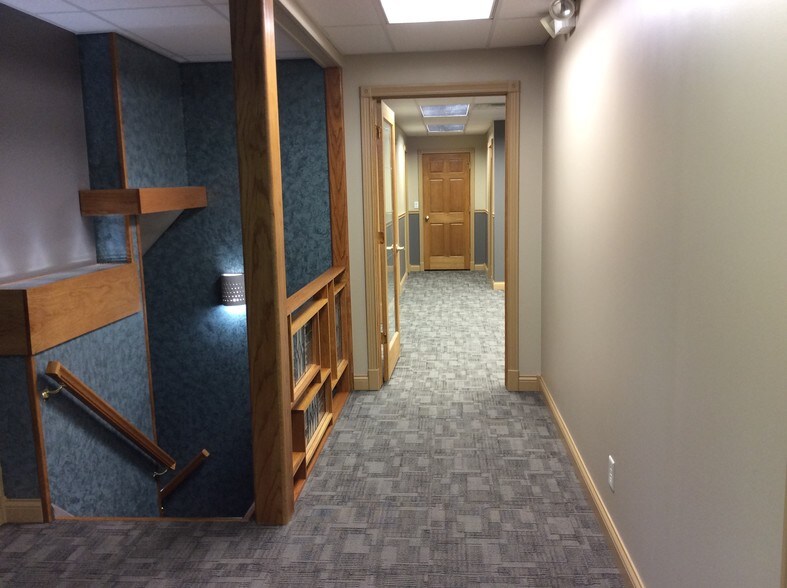 More Photos Of 108 E College Ave, Brownsburg Light Distribution For Lease