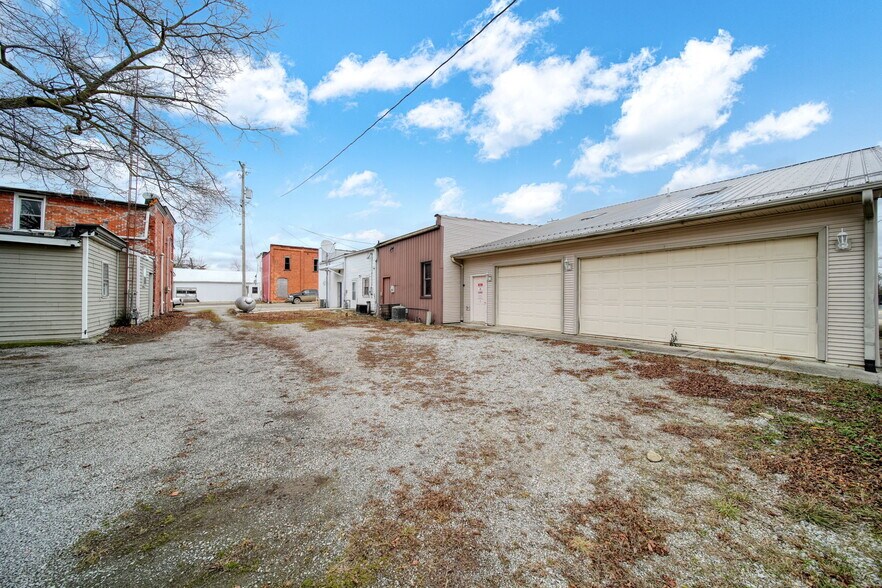 More Photos Of 104 Main St, Waldron Office Residential For Sale