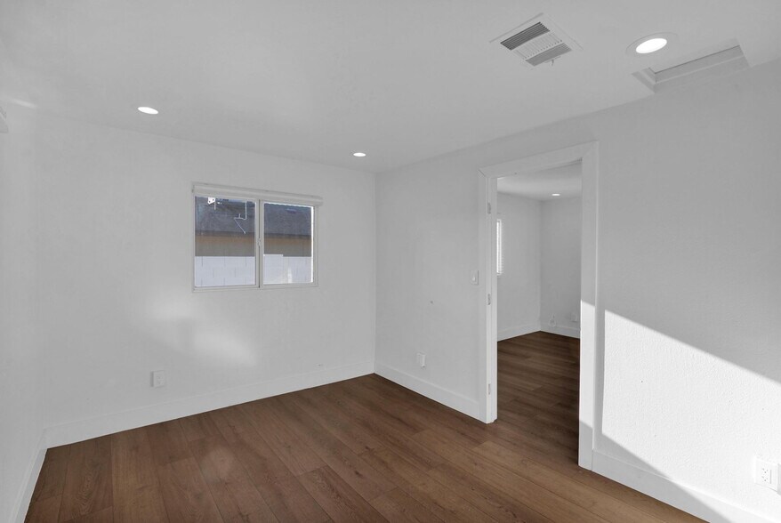 More Photos Of 315 E Carol Ave, Phoenix Apartments For Sale