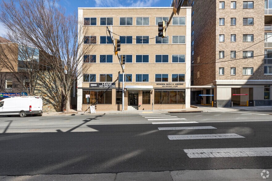 More Photos Of 8216-8218 Wisconsin Ave, Bethesda Medical For Sale