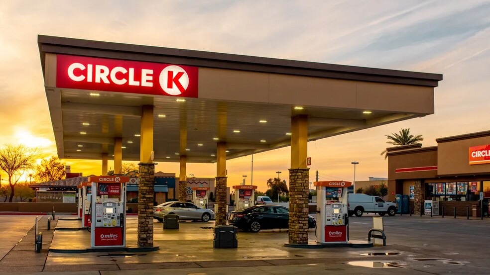 Primary Photo Of 12455 Saint Charles Rock Rd, Bridgeton General Retail For Sale