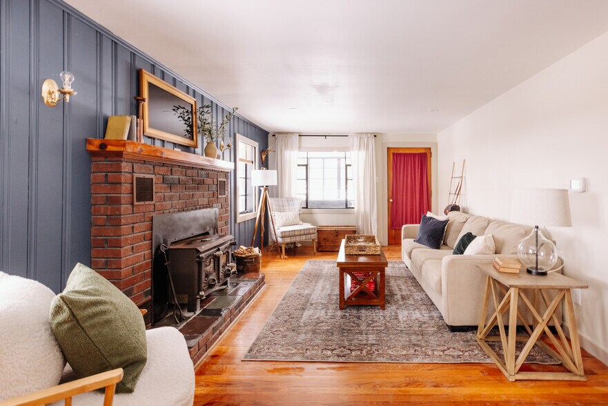 More Photos Of 116 Firehouse Rd, Pocono Pines Apartments For Sale