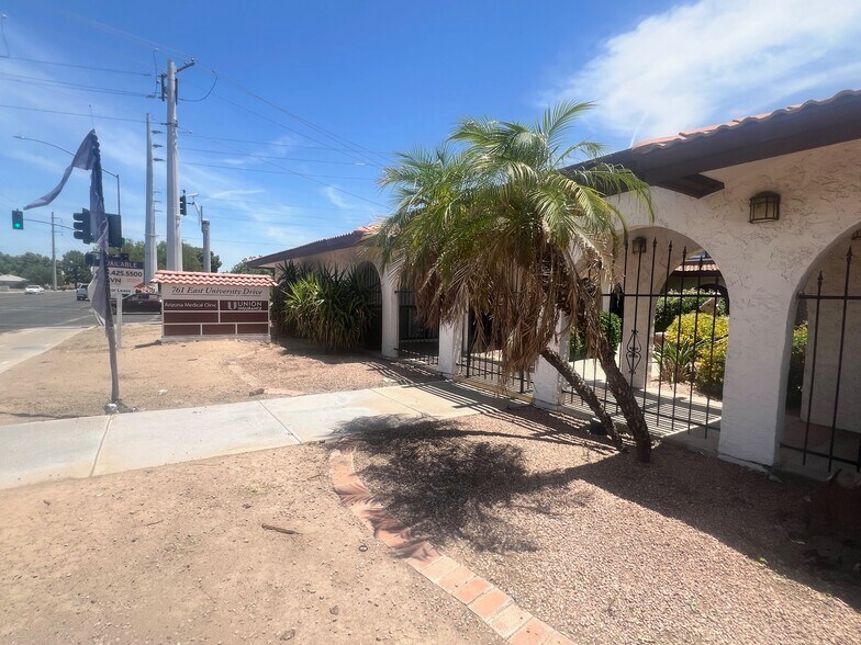 More Photos Of 761 E University Dr, Mesa Office Residential For Lease