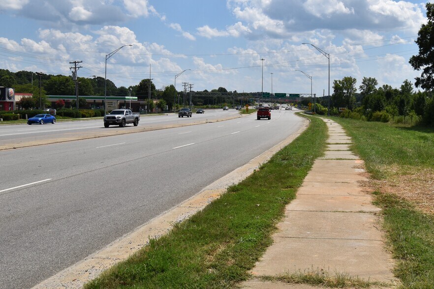 More Photos Of 1490 Union Cross Rd, Kernersville Land For Sale