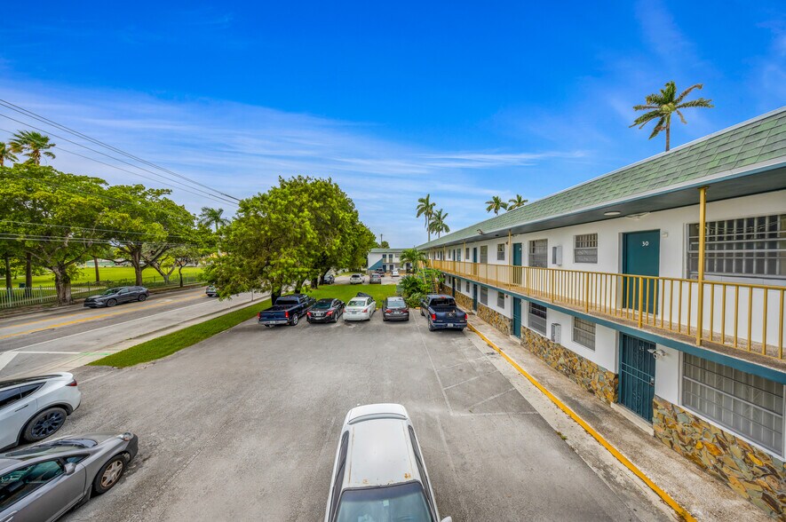 More Photos Of 2629 NW 17th Ave, Miami Apartments For Sale