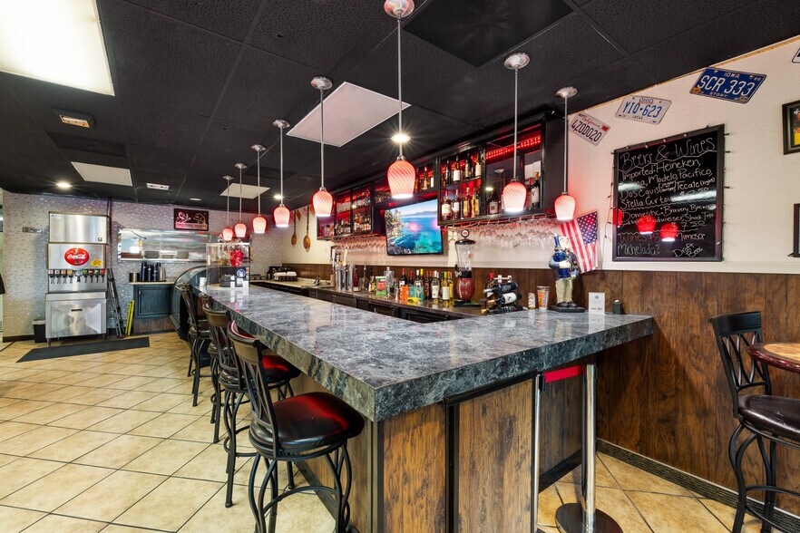 More Photos Of 44844 Elm Ave, Lancaster Freestanding For Sale