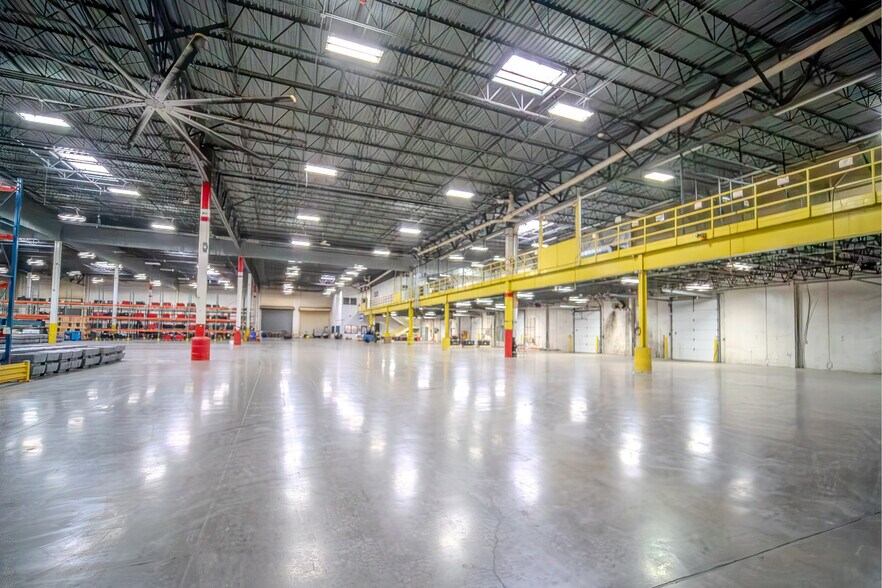 More Photos Of 7601 NW 107th Ter, Kansas City Distribution For Sale