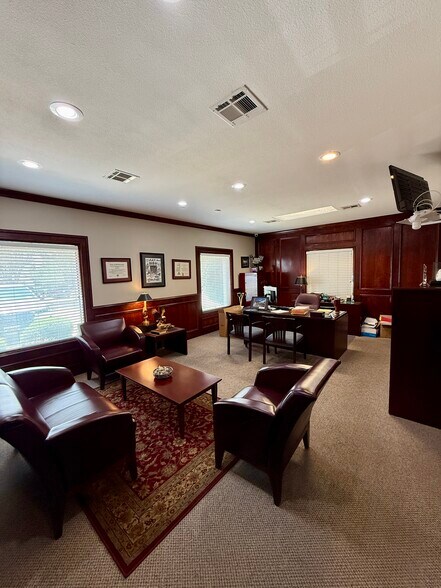 More Photos Of 2526 Blue Meadow Dr, Temple Office For Sale