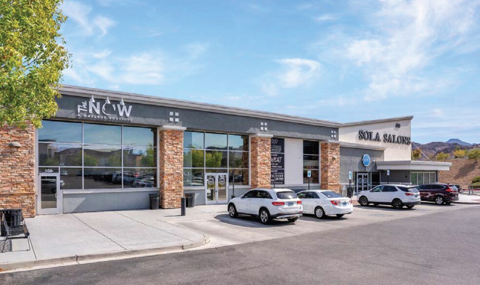 More Photos Of 600 S Green Valley Pky, Henderson Restaurant For Lease