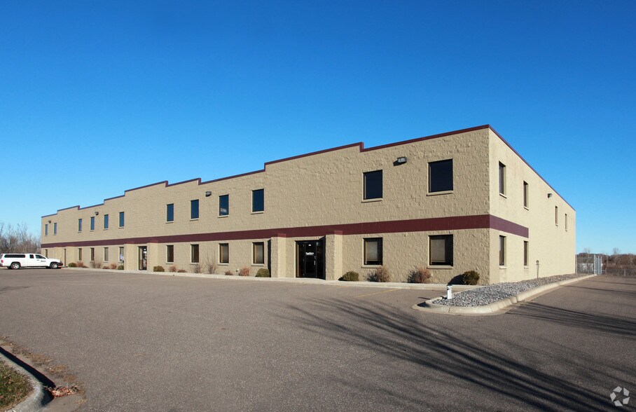 Primary Photo Of 17149 NE Lincoln St, Ham Lake Manufacturing For Lease