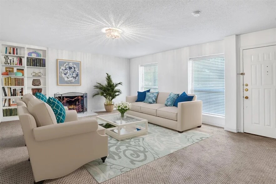 More Photos Of 7771 Royal Ln, Dallas Multifamily For Sale