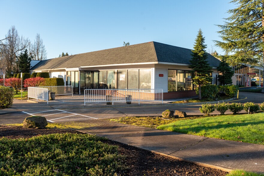 More Photos Of 19830-20000 SE Highway 212, Clackamas Unknown For Lease