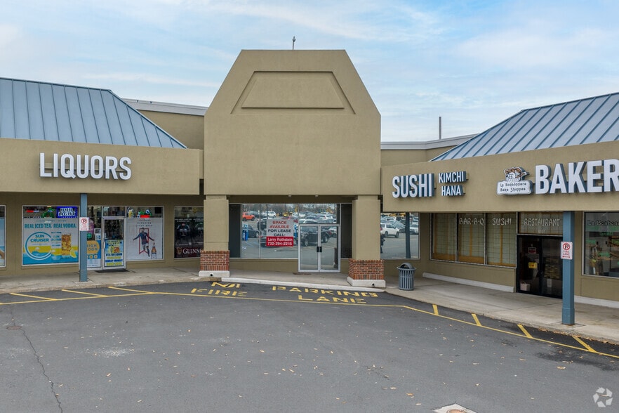 More Photos Of 6305 Middlesex Mall, South Plainfield Unknown For Lease