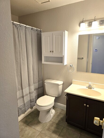 More Photos Of , Las Vegas Multifamily For Sale