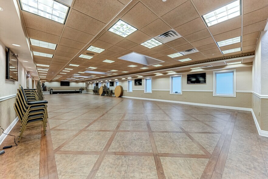 More Photos Of 1070 Baknsville Ave, Pittsburgh Lodge Meeting Hall For Sale