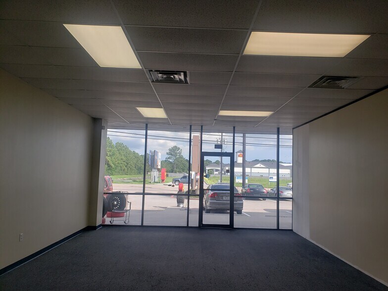 More Photos Of 5020 Louetta Rd, Spring Unknown For Lease