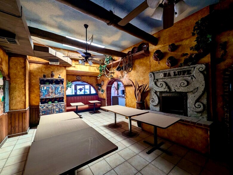 More Photos Of 2919-2921 Pershing Dr, El Paso General Retail For Sale