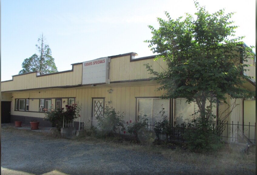 Primary Photo Of 38797 California 41, Oakhurst Apartments For Lease