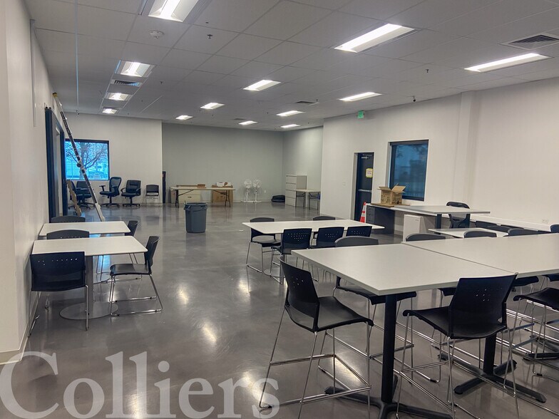More Photos Of 1550 S Tech Ln, Meridian Showroom For Lease