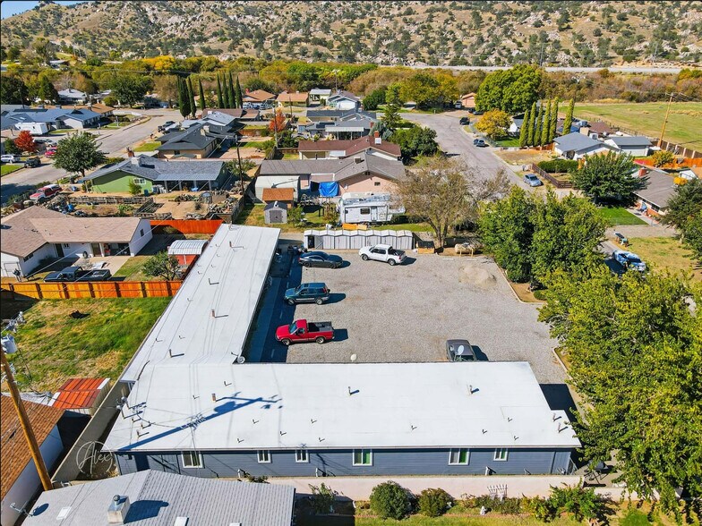 More Photos Of 2100 Crestview Ave, Lake Isabella Apartments For Sale