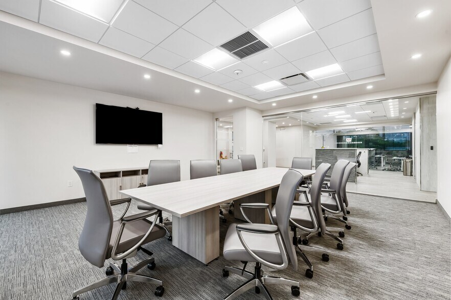 More Photos Of 3303 W Commercial Blvd, Fort Lauderdale Office For Sale