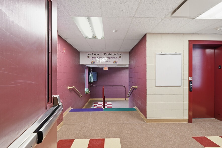 More Photos Of 221 E 12th Ave, Homestead Schools For Lease