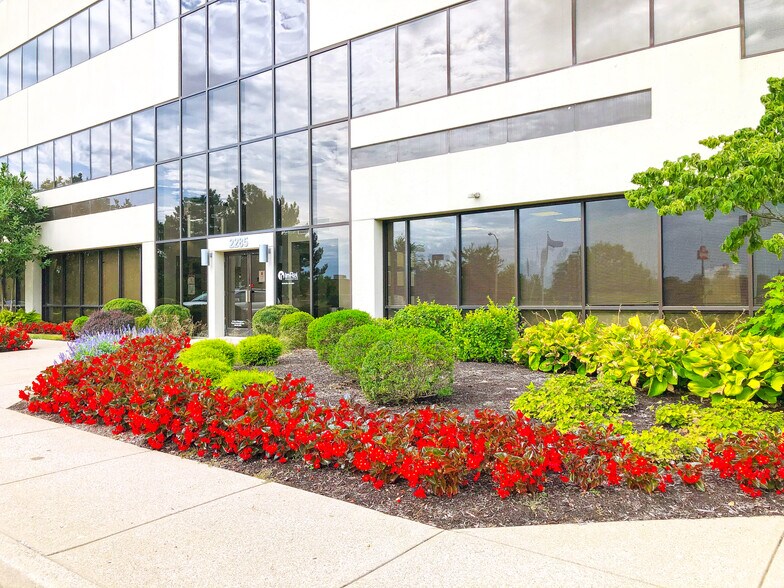 More Photos Of 2285 Executive Dr, Lexington Office For Lease