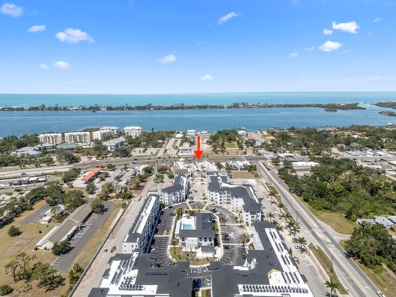 More Photos Of 3976 Destination Dr, Osprey Storefront For Sale