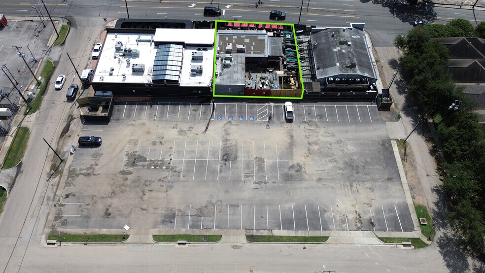 More Photos Of 5110 Washington Ave, Houston Storefront For Lease