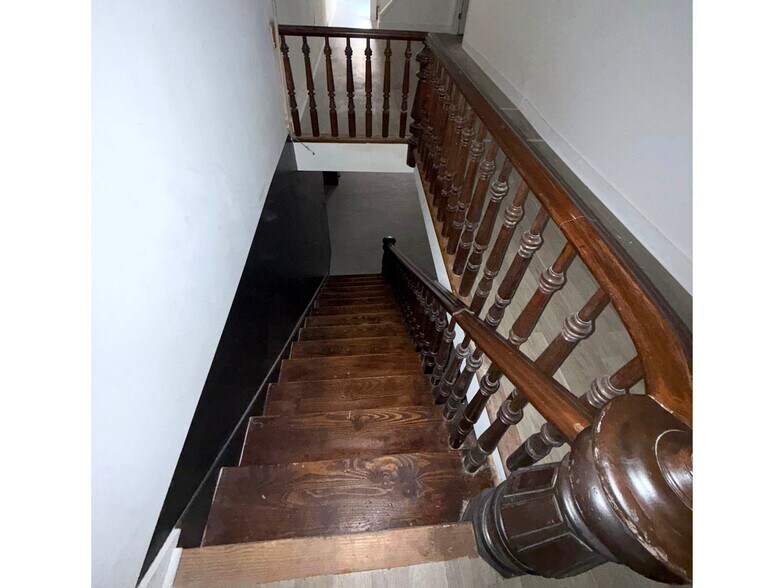 More Photos Of 893-895 N Howard St, Baltimore Storefront For Sale