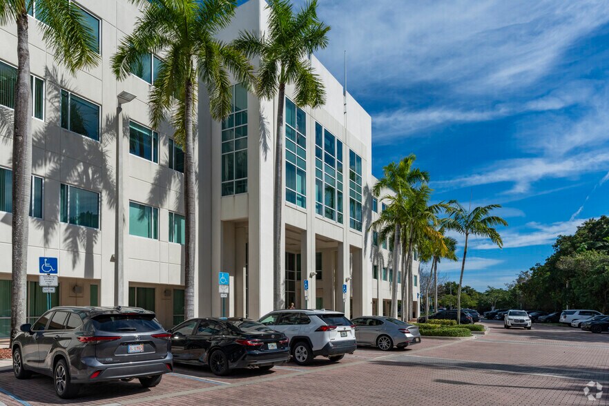 More Photos Of 6750 N Andrews Ave, Fort Lauderdale Coworking Space