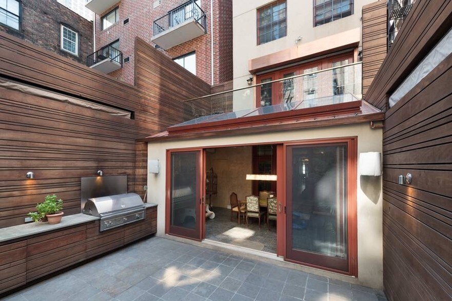 More Photos Of 321 E 84th St, New York Apartments For Sale
