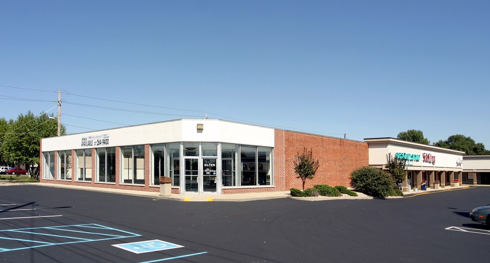 More Photos Of 1107-1135 N Arlington Ave, Indianapolis Storefront For Sale