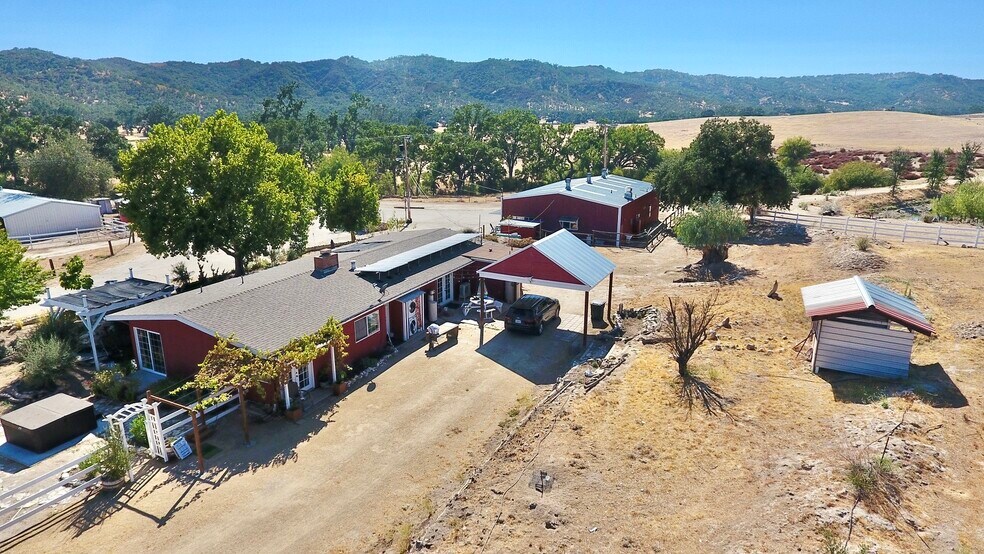 More Photos Of 76980 San Antonio Rd, Bradley Specialty For Sale